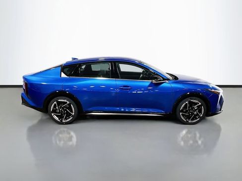 New 2025 Kia K4 GT-Line image 8