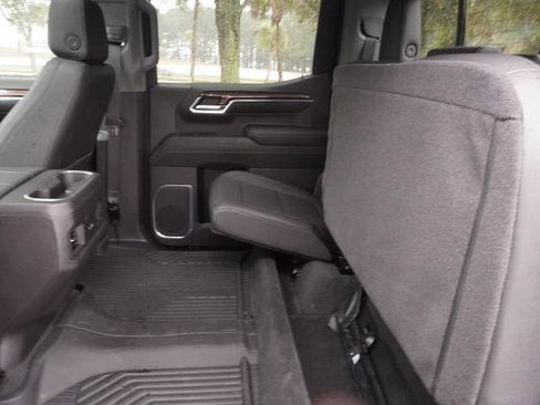 Used 2024 Chevrolet Silverado 1500 LT Trail Boss image 31