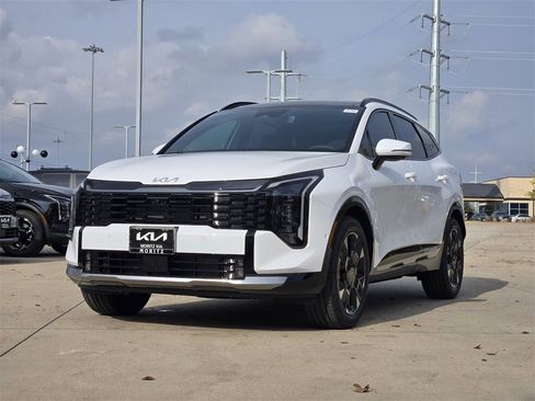 New 2026 Kia Sportage SX image 2