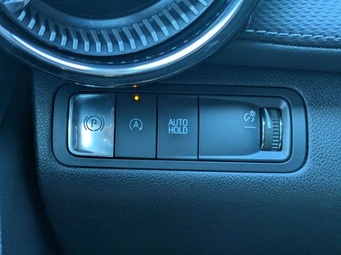 Used 2025 Chevrolet Equinox LT w/ Safety and Technology Package FWD image 15