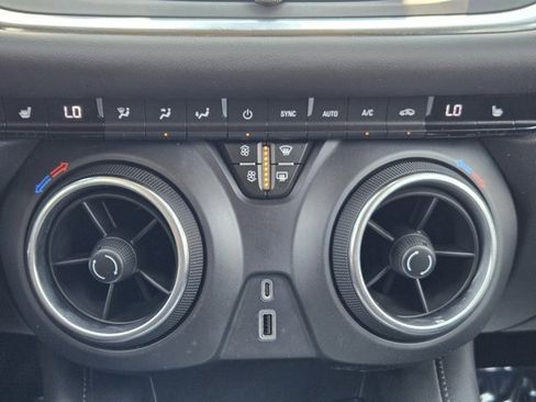 Used 2022 Chevrolet Blazer LT w/ Sound & Technology Package image 18