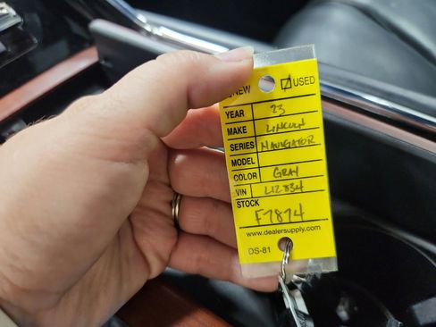 Used 2023 Lincoln Navigator Reserve image 19