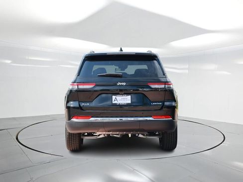 New 2025 Jeep Grand Cherokee Limited image 3