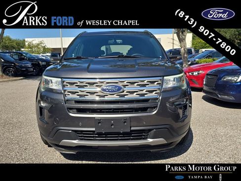 Certified 2018 Ford Explorer XLT w/ Equipment Group 202A AWD/4WD image 3