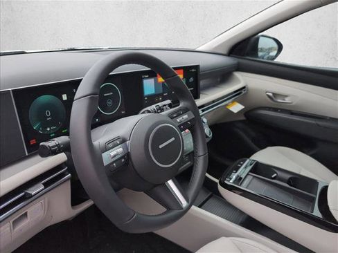 New 2026 Hyundai Tucson SEL image 3