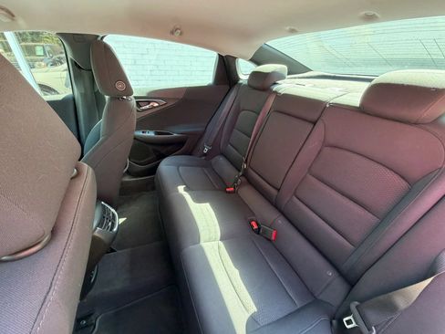 Used 2016 Chevrolet Malibu LT FWD image 18