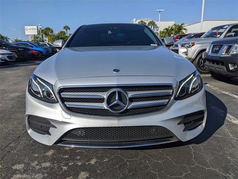 Used 2018 Mercedes-Benz E 300 image 7