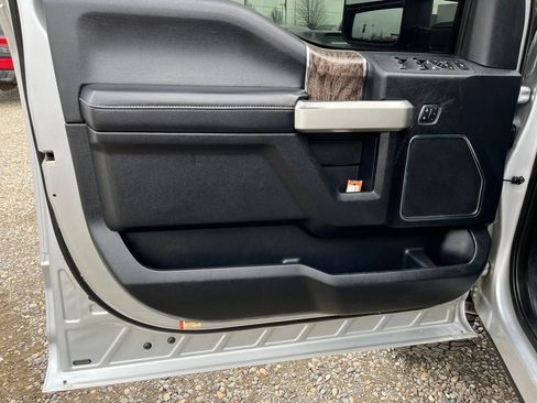 Used 2017 Ford F350 Lariat w/ Lariat Ultimate Package image 14