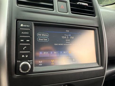 Used 2019 Nissan Versa Note SV image 22