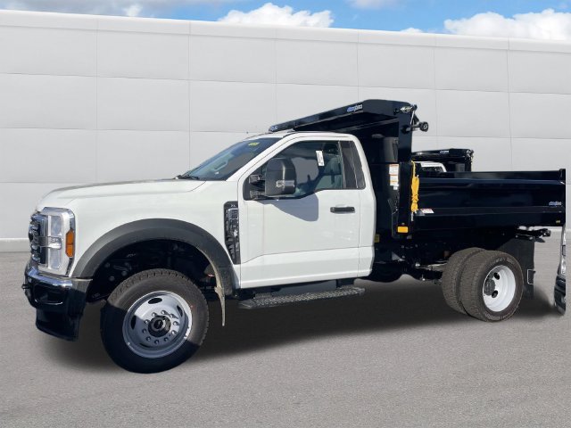 New 2026 Ford F550 4x4 Regular Cab Super Duty image 2