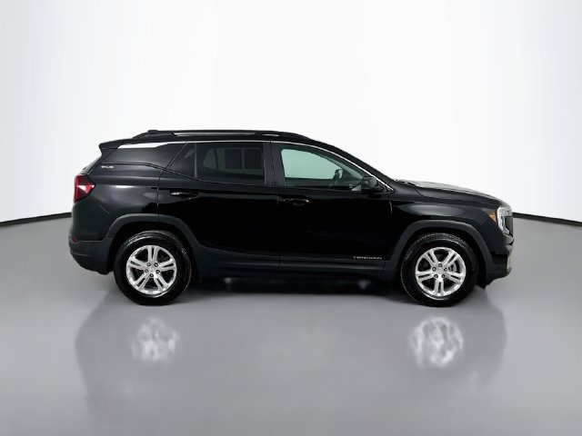 Used 2022 GMC Terrain SLE w/ Driver Convenience Package FWD image 14