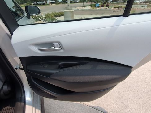 Used 2026 Toyota Corolla SE FWD image 21