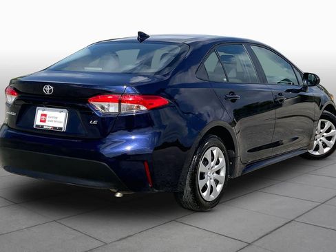 Used 2025 Toyota Corolla LE FWD image 13