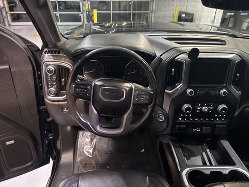 Used 2022 GMC Sierra 2500 Denali w/ Denali Ultimate Package image 22