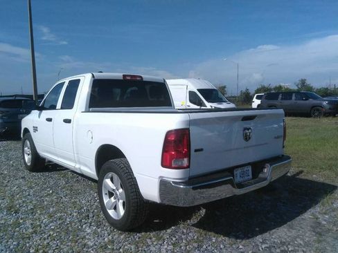 Used 2024 RAM 1500 Classic SLT AWD/4WD image 2