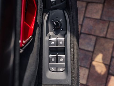 Used 2024 Lamborghini Urus Performante image 24