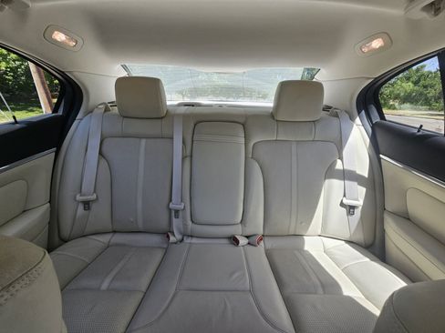 Used 2009 Lincoln MKS AWD image 24