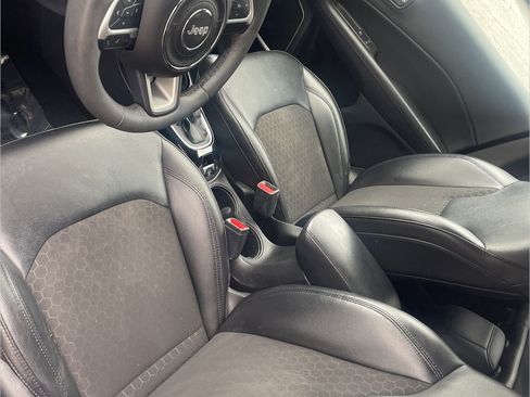 Used 2021 Jeep Compass Latitude w/ Sun and Sound Group image 11