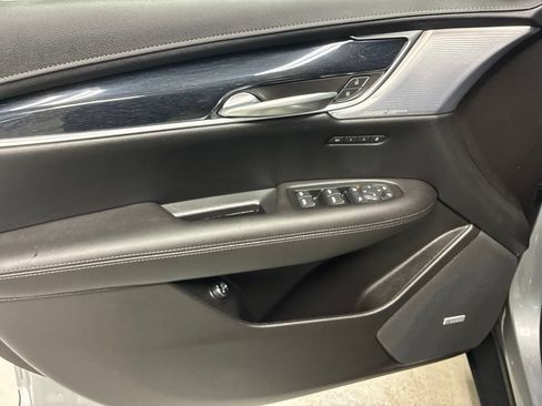 Used 2024 Cadillac XT5 Premium Luxury w/ Technology Package AWD/4WD image 26