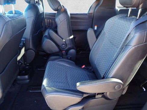 Used 2023 Toyota Sienna XSE image 10