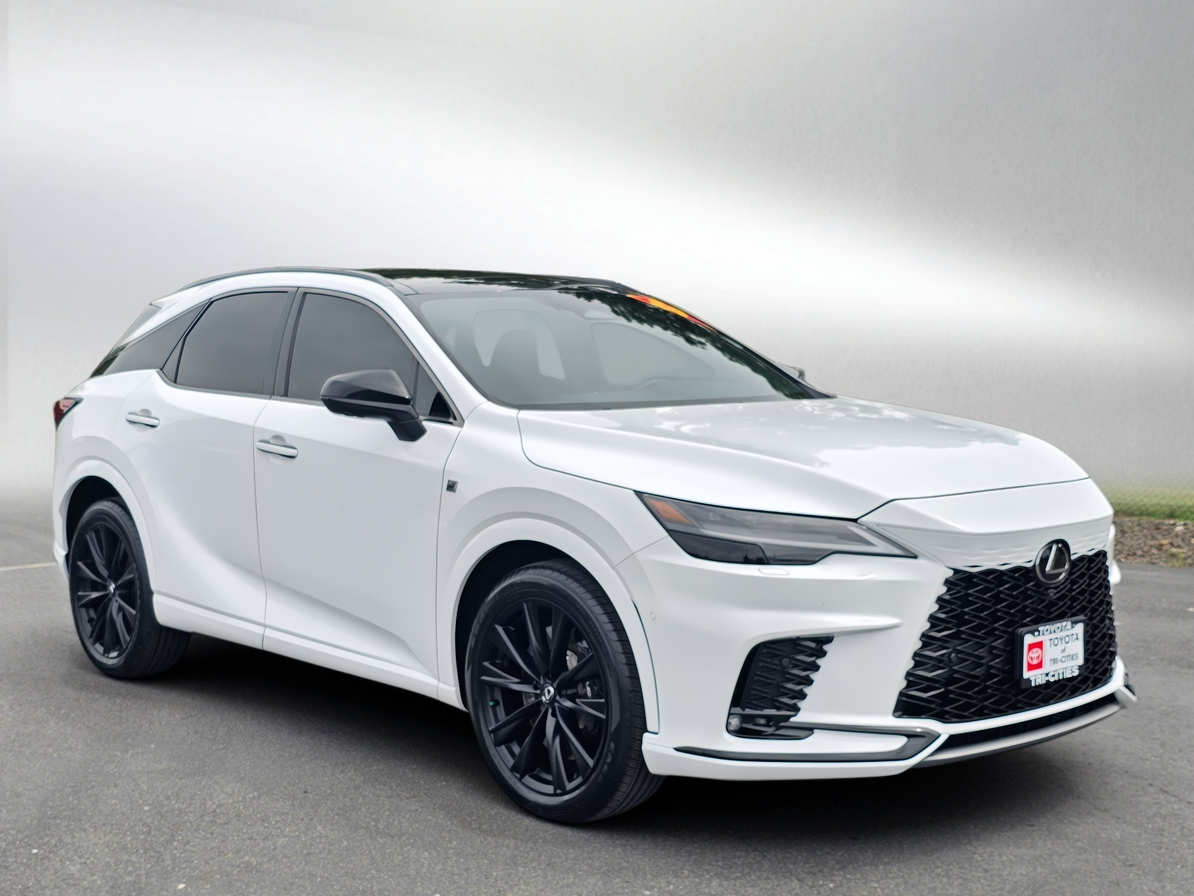 Used 2024 Lexus RX 500h F Sport w/ Convenience Package AWD/4WD image 7