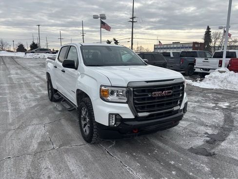 Used 2022 GMC Canyon AT4 w/ Trailering Package image 3