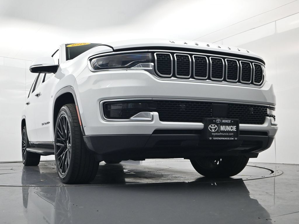 Used 2022 Jeep Wagoneer Series I AWD/4WD image 47