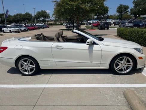 Used 2013 Mercedes-Benz E 350 Cabriolet image 2