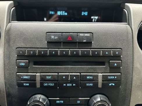 Used 2011 Ford F150 XLT image 28