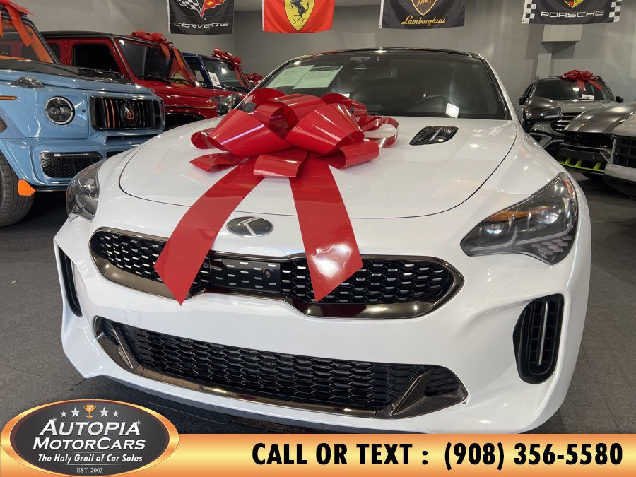 Used 2021 Kia Stinger GT2 image 1