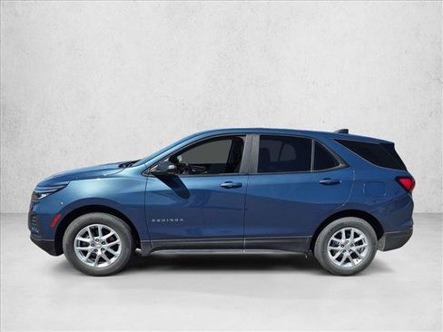 Used 2024 Chevrolet Equinox LS w/ LPO, Floor Liner Package FWD image 8
