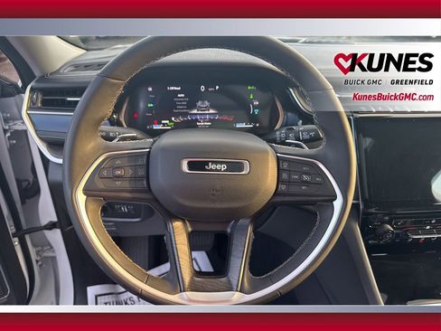 Used 2024 Jeep Grand Cherokee Limited 4xe image 22