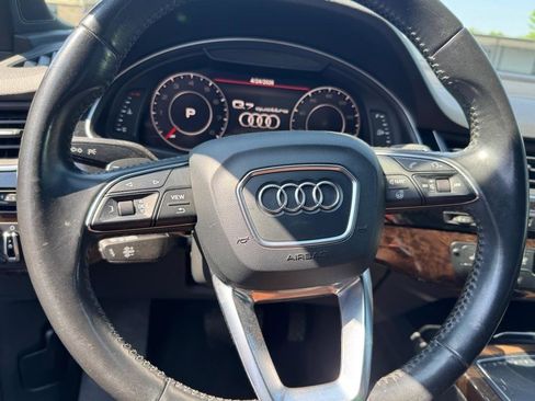 Used 2017 Audi Q7 3.0T Premium Plus w/ Premium Plus Package AWD/4WD image 14