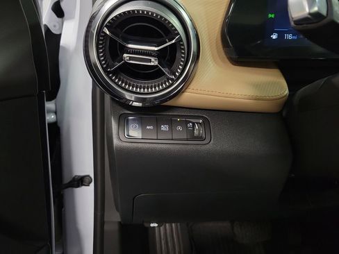 Used 2026 Chevrolet Equinox ACTIV w/ Convenience Package III image 21