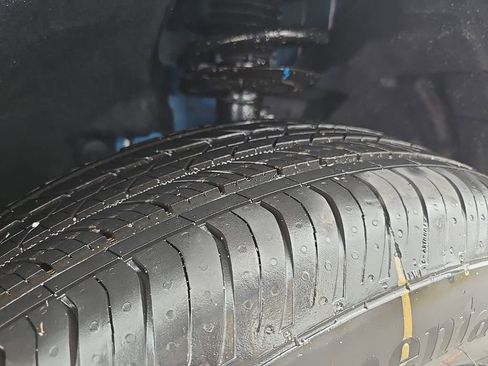 New 2025 Ford Maverick XLT w/ Equipment Group 301A image 10