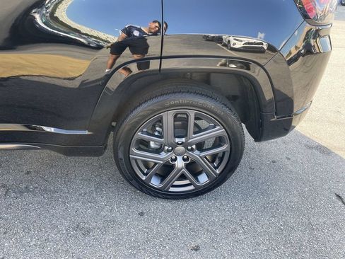 Certified 2024 Jeep Compass Limited w/ High Altitude Package AWD/4WD image 10