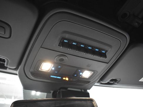 Used 2022 Ford Bronco Wildtrak image 29