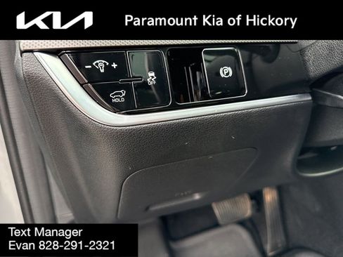 Used 2024 Kia Sportage SX image 19