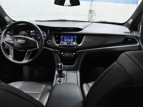 Certified 2025 Cadillac XT5 Premium Luxury w/ LPO, Floor Liner Package FWD image 5
