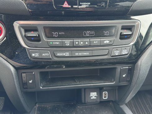 Used 2020 Honda Ridgeline RTL-E image 17