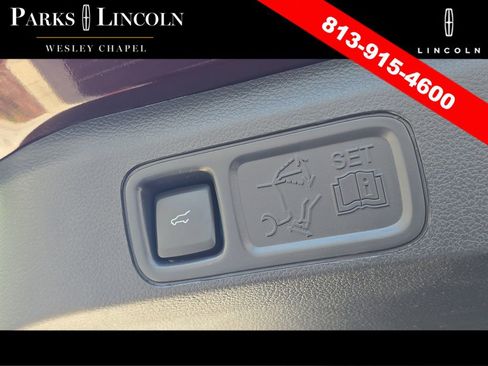 Used 2023 Ford Expedition Platinum AWD/4WD image 9