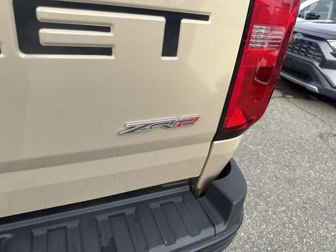 Used 2022 Chevrolet Colorado ZR2 image 5