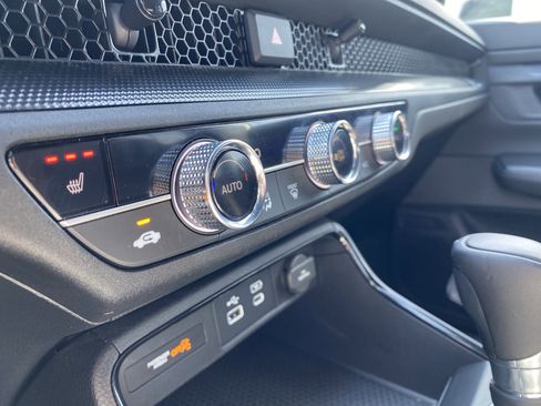 Certified 2024 Honda CR-V Sport image 30