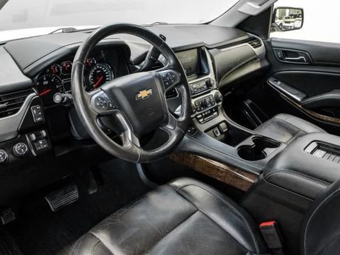 Used 2016 Chevrolet Tahoe LT w/ Luxury Package AWD/4WD image 5