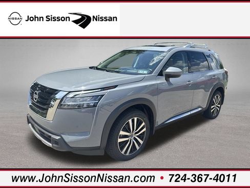 Used 2023 Nissan Pathfinder Platinum w/ Cargo Package AWD/4WD image 1