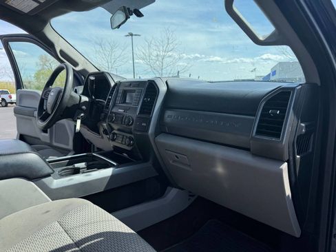Used 2019 Ford F250 4x4 Crew Cab Super Duty image 17