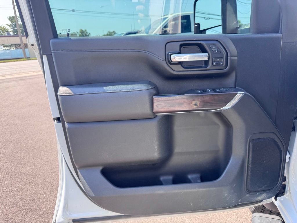Used 2021 GMC Sierra 2500 SLT w/ SLT Convenience Package AWD/4WD image 11