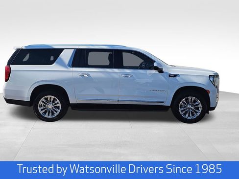 Used 2024 GMC Yukon XL SLT image 2