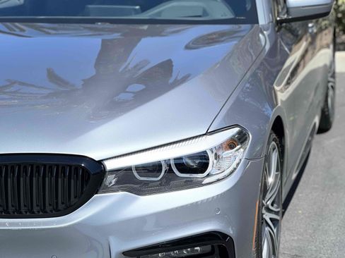 Used 2019 BMW 540i w/ M Sport Package image 76