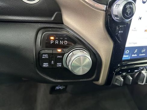 Used 2022 RAM 1500 Laramie w/ Trailer Tow Group image 20